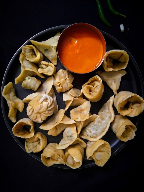 Veg Momos Recipe(मोमोज़ रेसिपी)