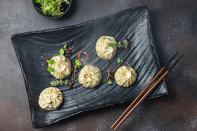 Paneer Momos (पनीर मोमोज़ रेसिपी)